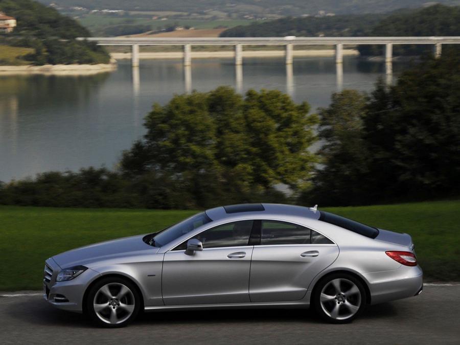  Mercedes-Benz CLS350 2010 года  (фото 9 из 14)